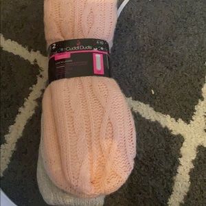 Cuddl duds socks